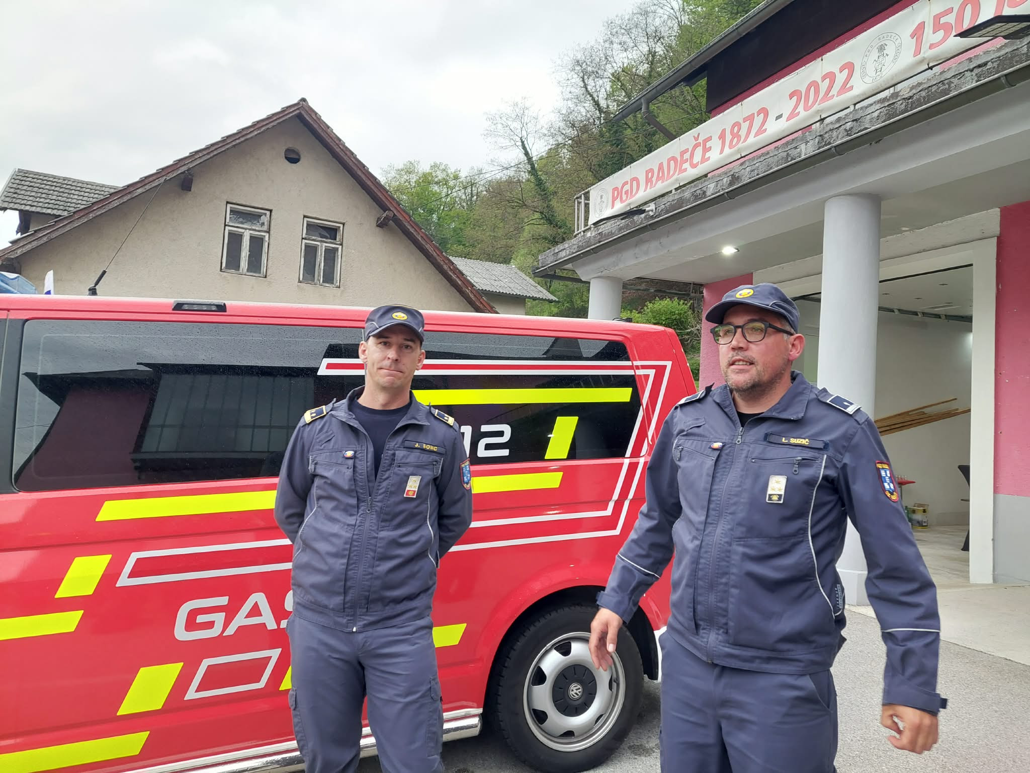 Poveljnik in predsednik PGD Radeče, Janez (Jano) Sonc in Luka Suzić.