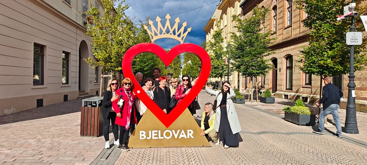 senovski gledaliscniki v bjelovarju 01