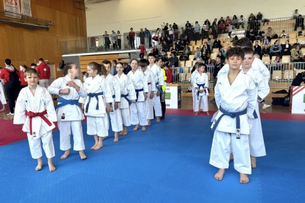 karate-klub-radece-13B8F7C857-F041-D422-ABDF-7E472764F6EF.jpg