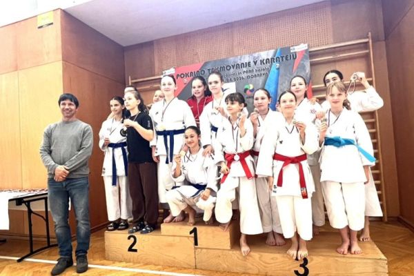 karate-klub-radece-20FDDA5A2C-2A50-4F98-FDDA-0DB6510CAFA0.jpg
