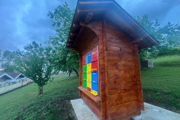 cebeljnak-senovo-41A4AC248-49B4-DFCA-4BAC-DA57439E37AA.jpg