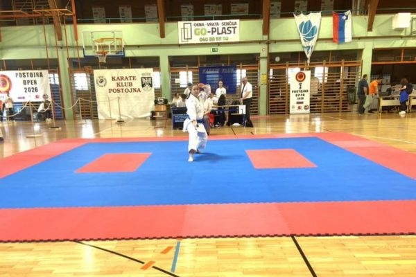 radeski-karateisti-050C50CCE2-7CF9-3C76-3E42-4F0FD01C342A.jpg