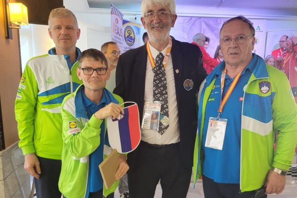 posavski-sahisti-5E9C0A148-8F9C-2B70-C7D1-9EAD34DE1635.jpg