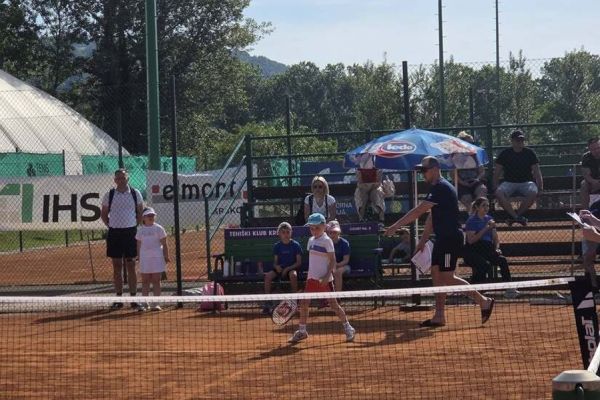 tk-krsko-turnir-11A467B5BB-BF88-1CAC-DD41-92497D3505C3.jpg