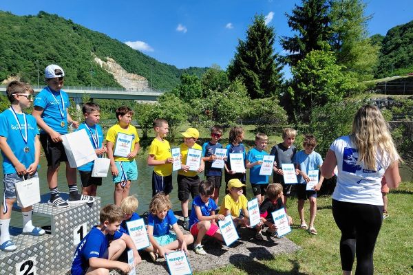 kajak-klub-kk-po-savi-16C2267D9A-026E-9E9A-D318-5D1F752FD7D7.jpg