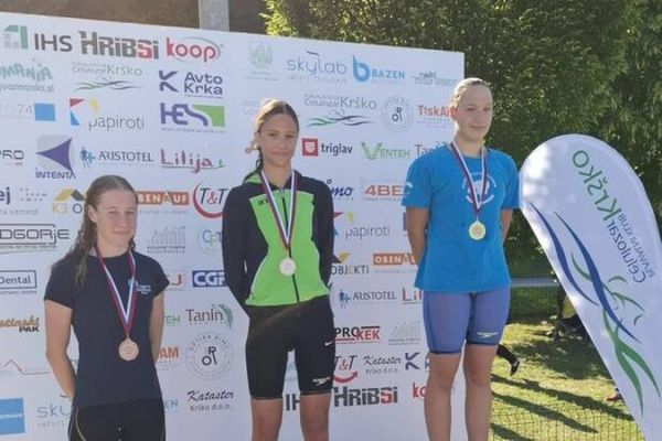 pokal-brestanica-bazen-2026-044D148C7C-21A5-634B-55C4-EF5F5F209478.jpg