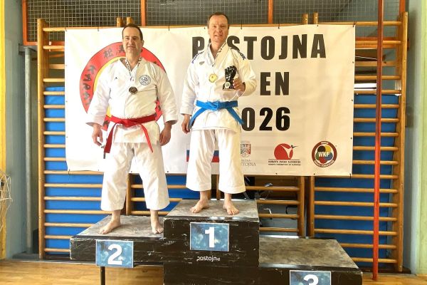 radeski-karateisti-06938FF67F-BD4B-5321-695C-90E0C91BD28A.jpg