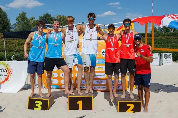 jaka-javsnik-bron-mevza-03D87CDD82-03DB-9FE1-D32E-B4DF72274EFA.webp