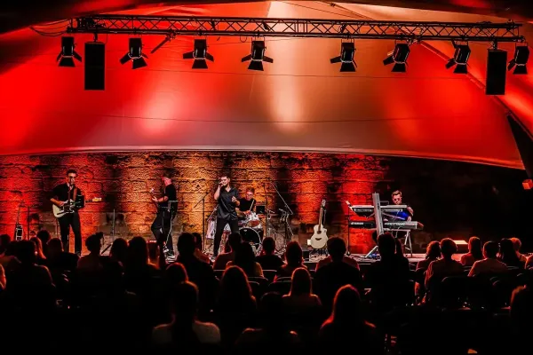 matevz-derenda-dobrodelni-koncert-4CB36581C-E37C-ECFF-A84A-D45F81D51415.webp