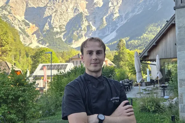 jure-korent-vodnikF7AEC411-433B-36C9-E515-DEFEA220F62D.webp