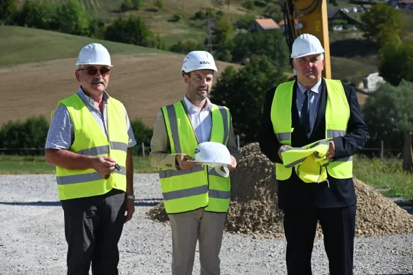 cesta-sevnica-1113942577-0380-CBFB-DDAB-FB25CB87A75D.webp
