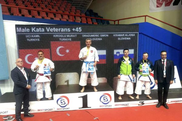 karate-klub-radece-7D7F7C353-ED17-6FAC-4D6F-31EA987B1D35.jpg