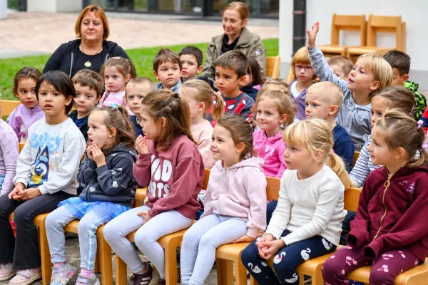 teden-mobilnosti-pravljice-0373794498-C3DE-F176-E457-5B020039B534.webp