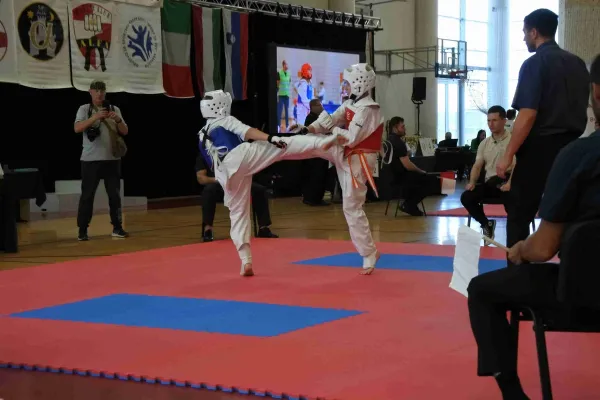karateisti-sevnica-v-samoboru-09BE0EF5B7-FFED-7E72-397F-CC198D64789A.webp