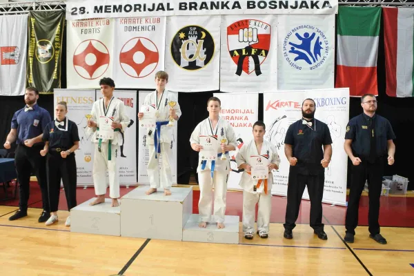 karateisti-sevnica-v-samoboru-13EACA8C7F-9E0E-6980-BA84-918833AB6075.webp