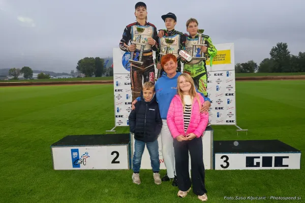 amd-krsko-speedway-zakljucek-2026-053640F6A3-FD6C-2899-4A7E-DCD5F23C8CB3.webp