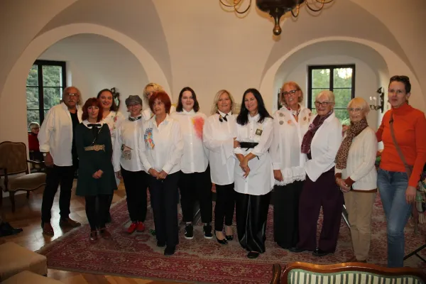 img-737361DD0599-3D43-F93B-93FD-3041D02BF95A.webp