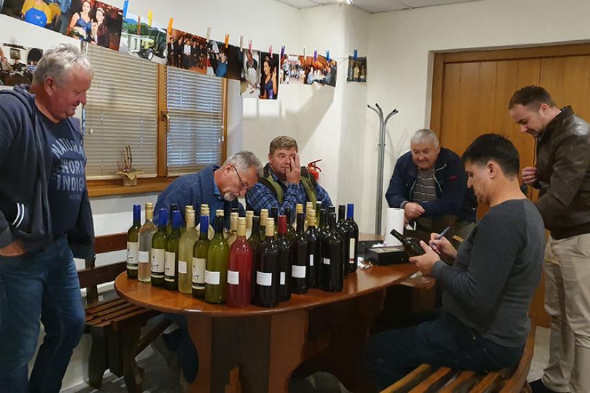 Delovna degustacija vinogradnikov in kletarjev Šempeter