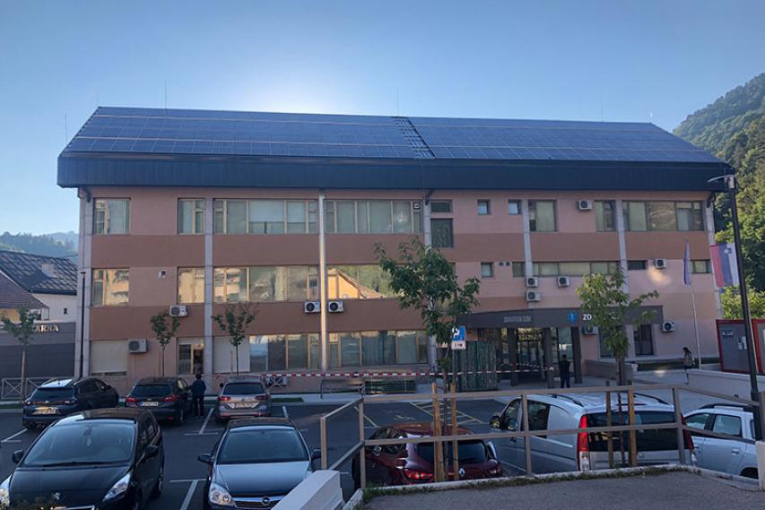 Sončna elektrarna na Zdravstvenem domu Radeče