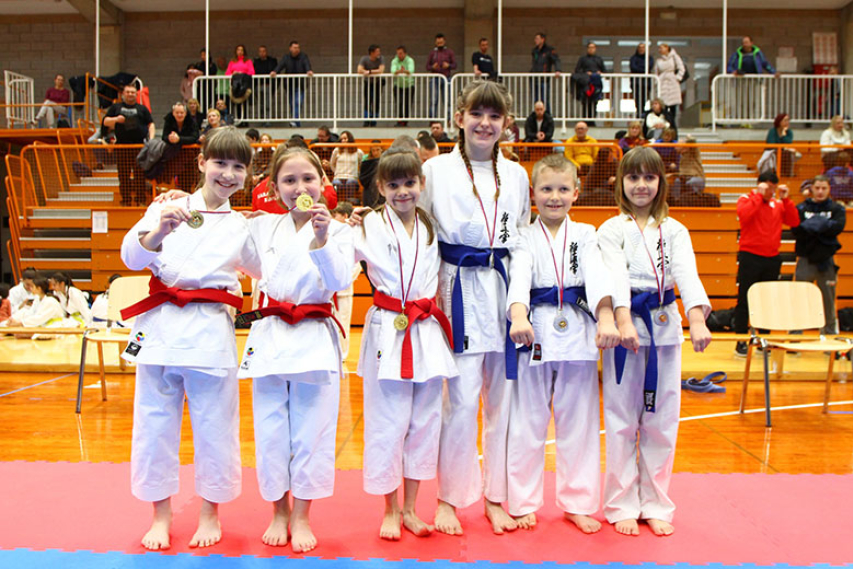 Radeški karateisti odlični na turnirju v Luciji 