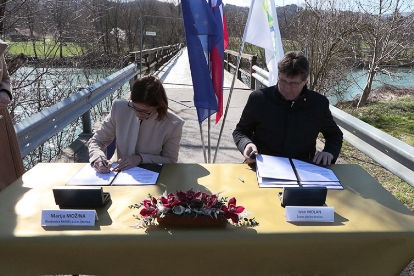 Podpis za nov most na Borštu